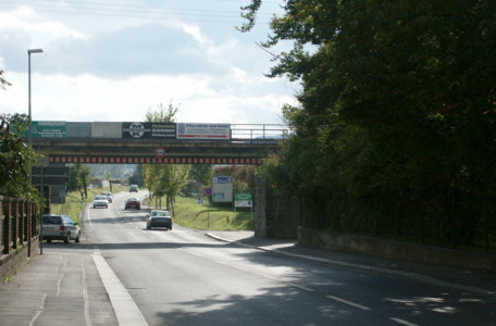Die Br&uuml;cke &uuml;ber die Humboldtstra&szlig;e stadtausw&auml;rts gesehen