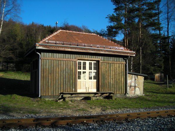 The reconstructed goods shed