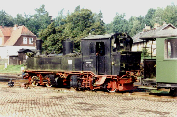 Die 99 555 nach ihrer Ankunft in Bertsdorf (23.08.2002)